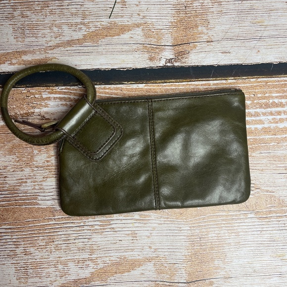 HOBO Handbags - Hobo Sable Wristlet